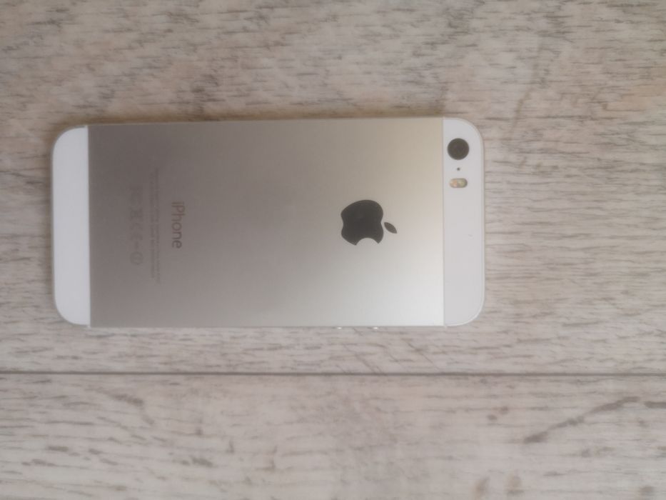Продам iphone 5s 16гб silver