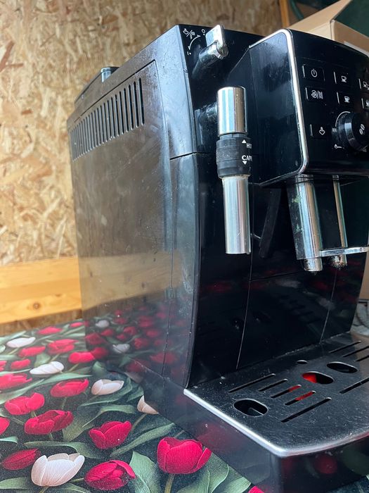Delonghi Aparat de cafea boabe!
