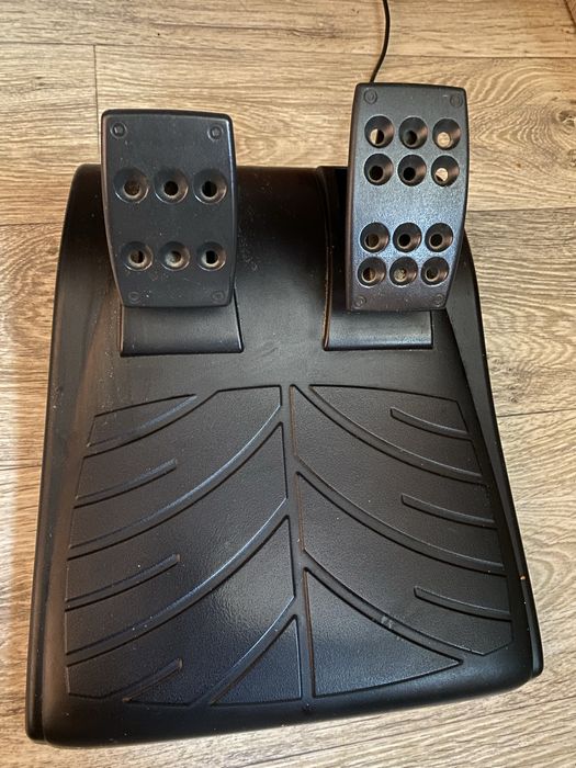 Гейминг волан Logitech Driving Force GT