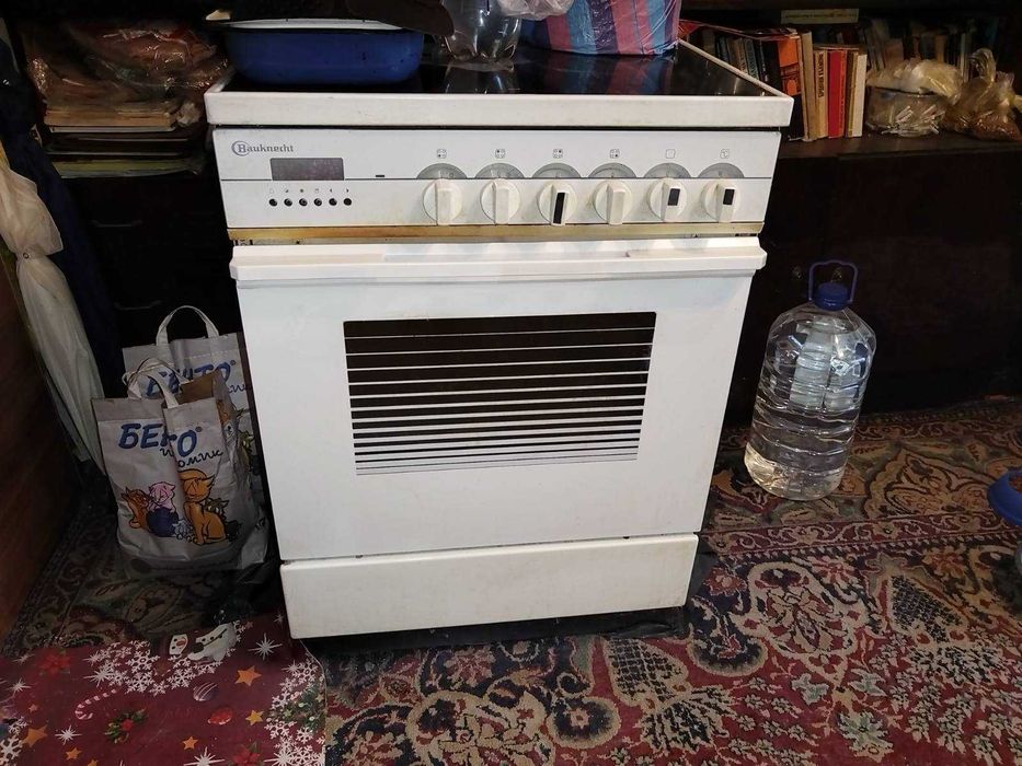 Готварска печка Bahknecht с керамичен плот и вентилатор