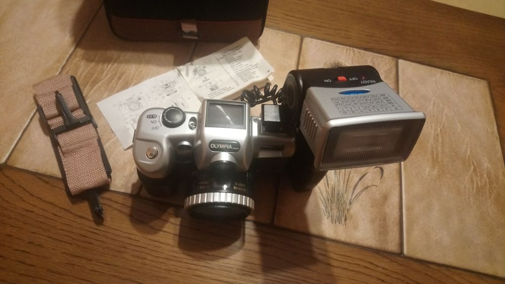 Aparat de fotografiat cu film  OLYMPIA