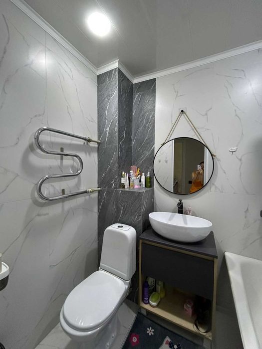 Продам 1 комнатную 8 мкр