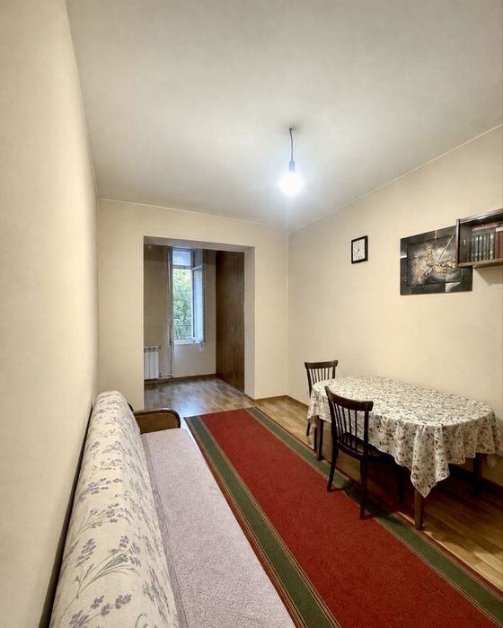 Продается квартира в центре Ташкента ,Ойбек 3/2/9