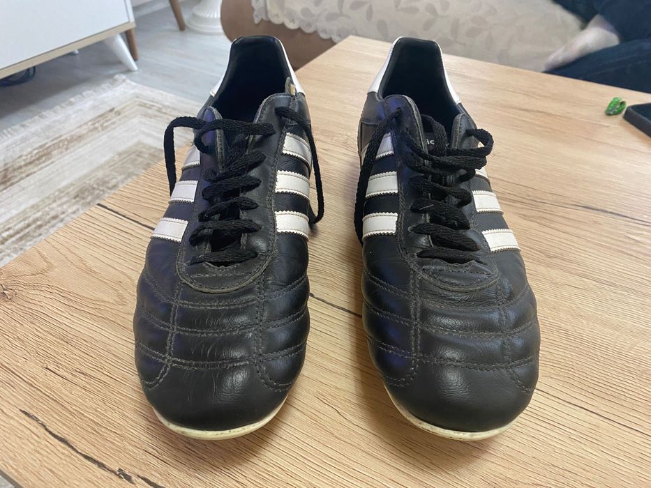 Футболни обувки-Adidas KAISER 5