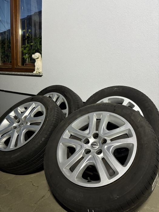 Vând roți(jante+caucicuri)