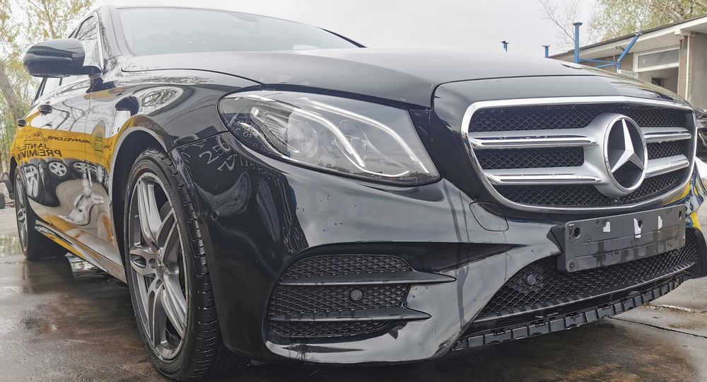 Dezmembrez mercedes e class w213 AMG/bara spate amg w213/far w213/stop ...