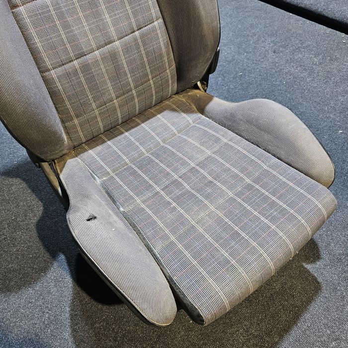 scaun dreapta volkswagen golf 2 gti