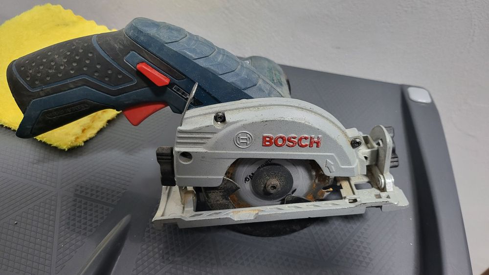 Mini circular bosch gks 12-26 plus 4 discuri