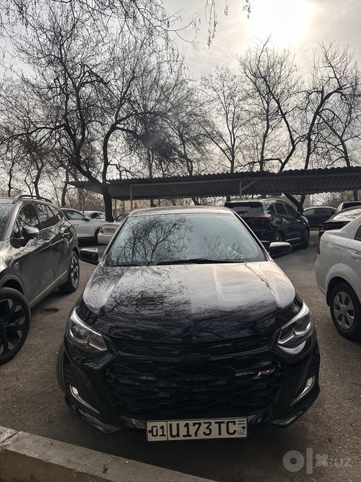 Шевролет Оникс премьер 15.000$ 38.000пробег
