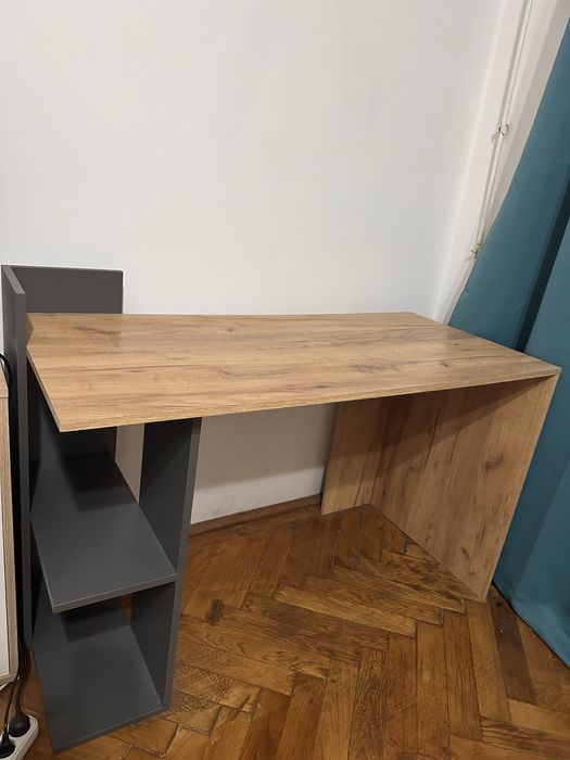 Birou in 2 culori - va asteapta montat