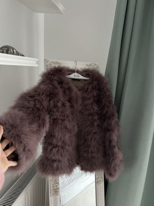 Blana din pene struț