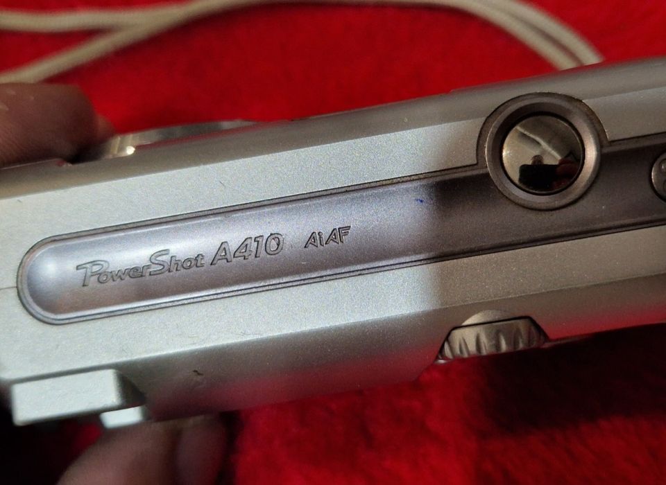 Aparat Photo  / camera Canon fără accesorii, funcționează cu baterii