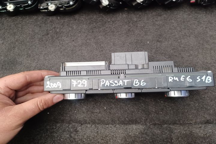 Comanda AC 3C8907336AB 5HB009751 3C8907336AB 5HB009751 Volkswagen VW