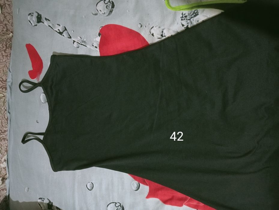 Продам женскую одежду