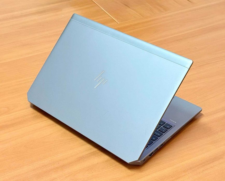 Xeon E-2186M / 32GB RAM / Quadro P2000 – 4GB Vram / 512 SSD / HP ZBook 15 G5 / 15.6" 4K IPS