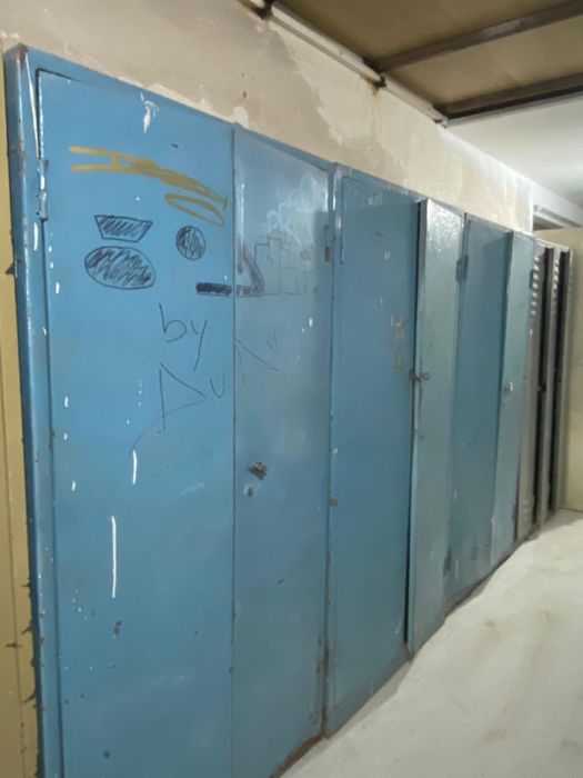 9 Buc. Dulap Metalic tip Vestiar; Fișet din Fier Depozitare