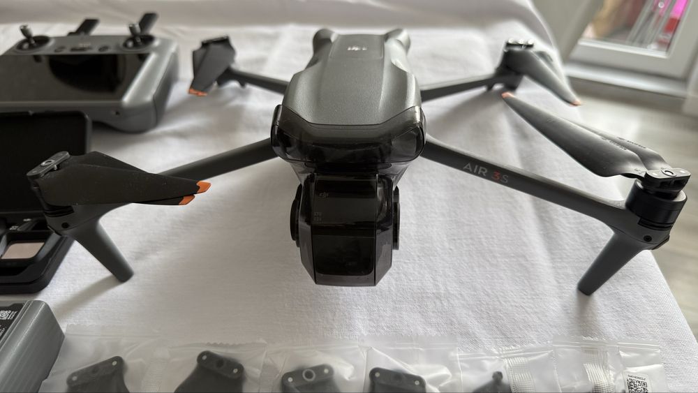 DJI Air 3S fly more combo + пульт RC-2