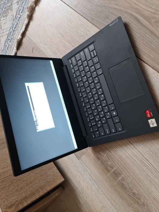 Lenovo V14-ADA на запчасти / восстановление