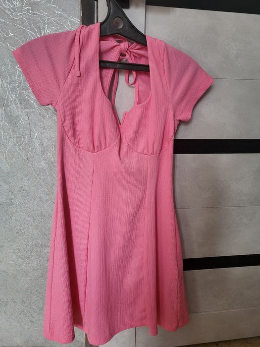 платье- короткое