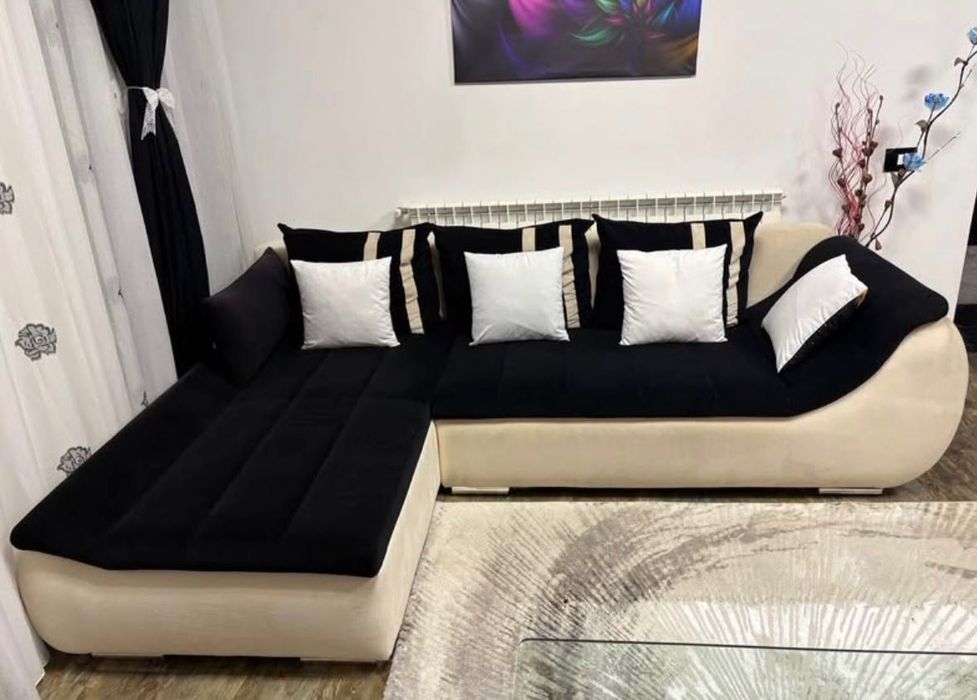 Vând mobilă living