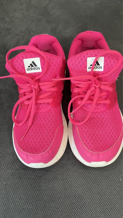 Adidas дамски цикламени маратонки