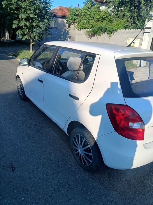 SKODA FABIA 2 (2010)