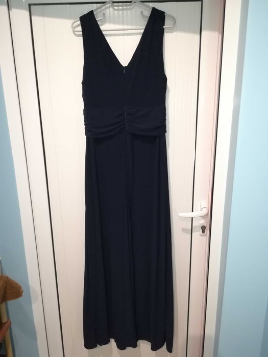 Продавам дамска официална рокля