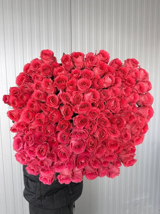 Цветы , букетв роз,пионы тюльпаны