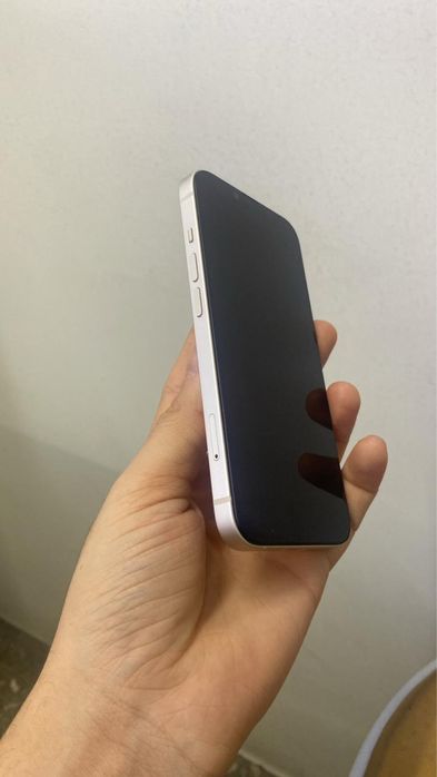 Айфон 14,256 гб, емкость 84%