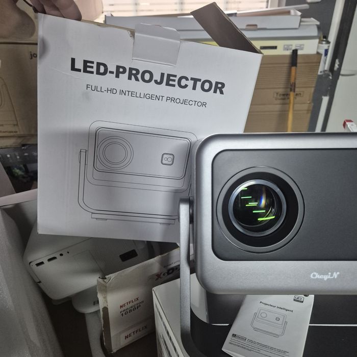 ТопЦенаSmart2025г.4K Smart проектор с Android  5G WiFi6 и Bluetooth