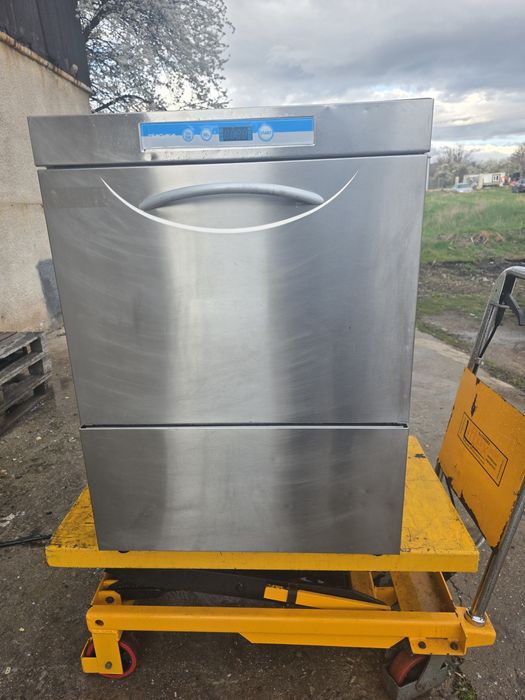 Последен модел професионална миялна машина Elettrobar