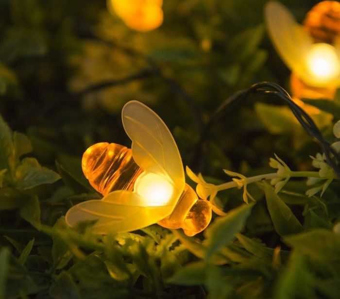 Гирлянда для украшения ландшафта "Нить" 10 метров с насадками "Пчёлки"