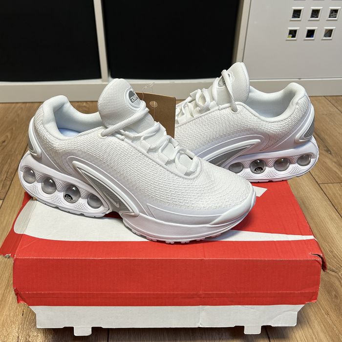 Nike Air Max DN Triple White