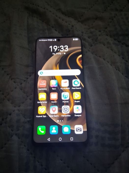 Продавам телефон Хуавей нова 12I