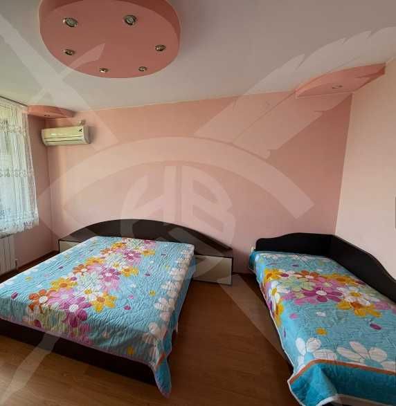 Продава се Тристаен апартамент в Пловдив, Център - 76 кв.м за 1644 €/кв.м - Снимка #2