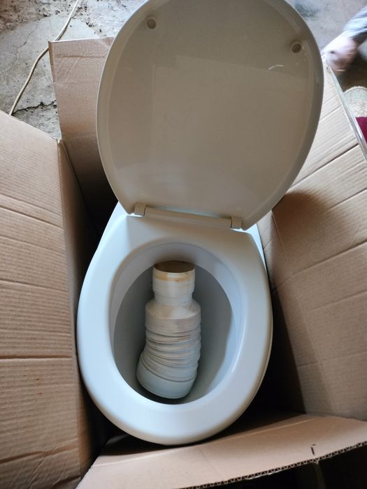 Унитаз қолданылған