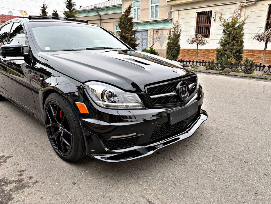 Аренда Мерседес W204 BRABUS Body Kit Состаяние Идеално Небитая