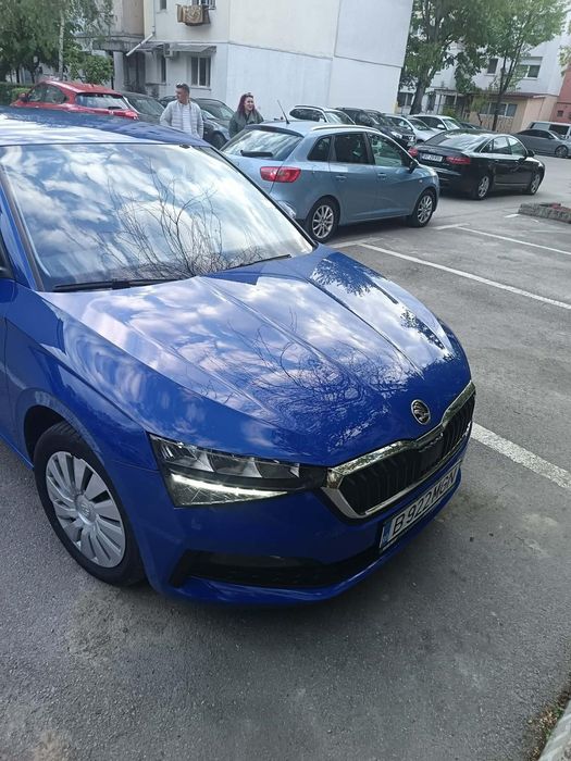 Vând Skoda Scala