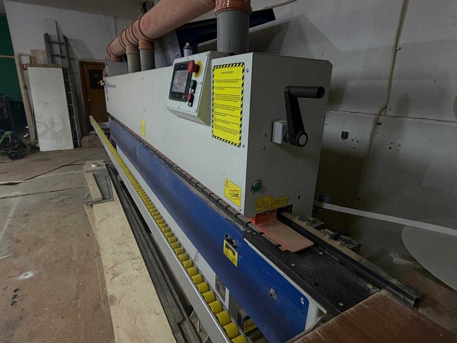 Vând mașina de cantuit Nikmann KZM 6RTF + Exhaustor