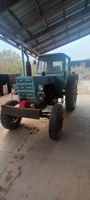 TRAKTOR  MTZ 80   xolati yaxshi