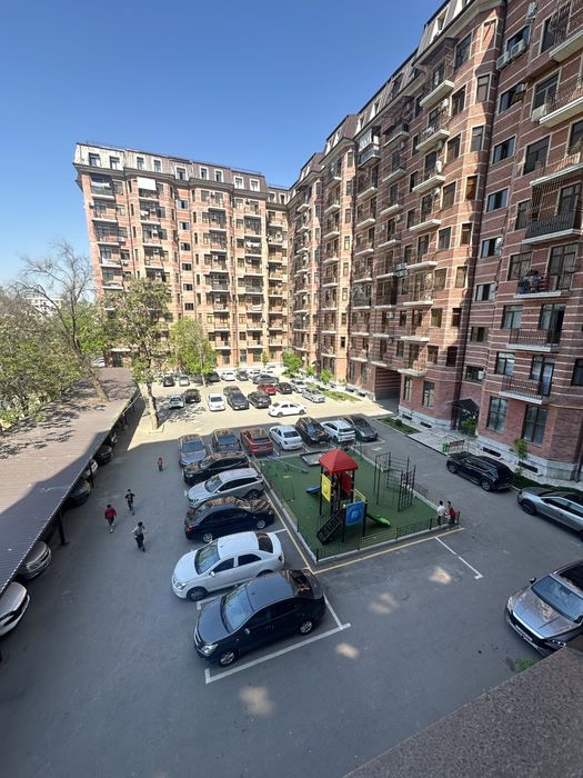 Aviasozlar-4 3/6/10 63m2 кирпич, новостройка 2024