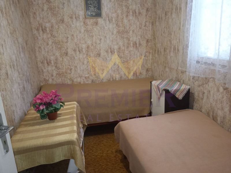 Къща в Добрич, област-к.к.Албена площ 80 цена 105000