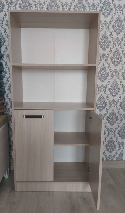 Шкаф 20000тг, өте жақсы жағдайда