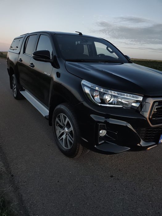Proprietar, vând Toyota Hilux 2020 km reali 19550