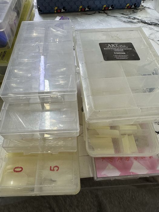 Продаю все для маникюра