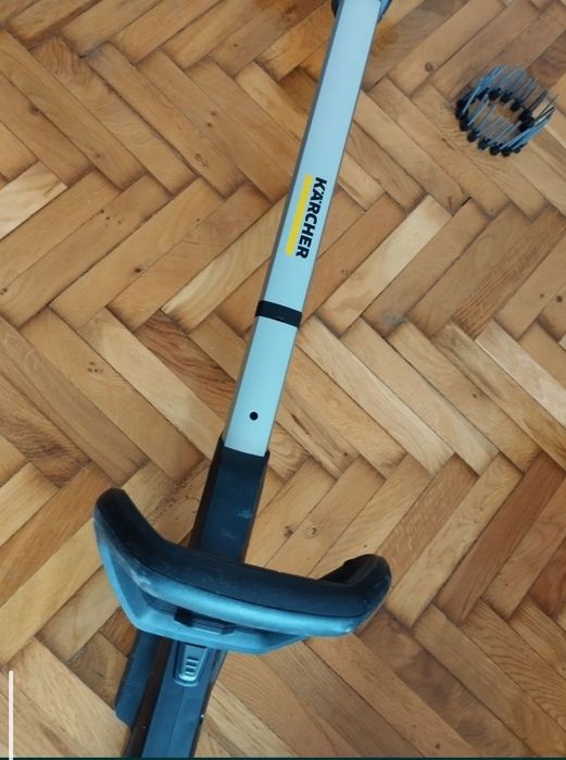 karcher wre 18-55 perie electica

Pachet de livrare

Variantă, Acumula