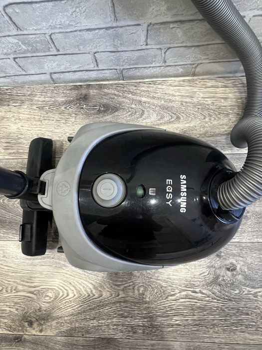 Продаю пылесос Samsung