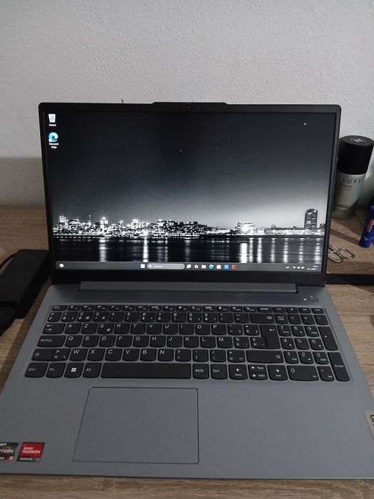 Лаптоп Lenovo IdeaPad Slim 3 15AMN8

IdeaPad Slim 3 15AMN8