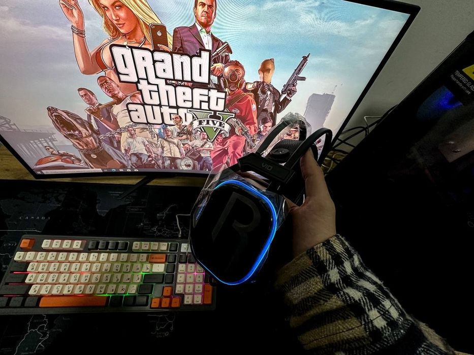 Kuchli to'liq to'plam igrovoy komputer sotiladi