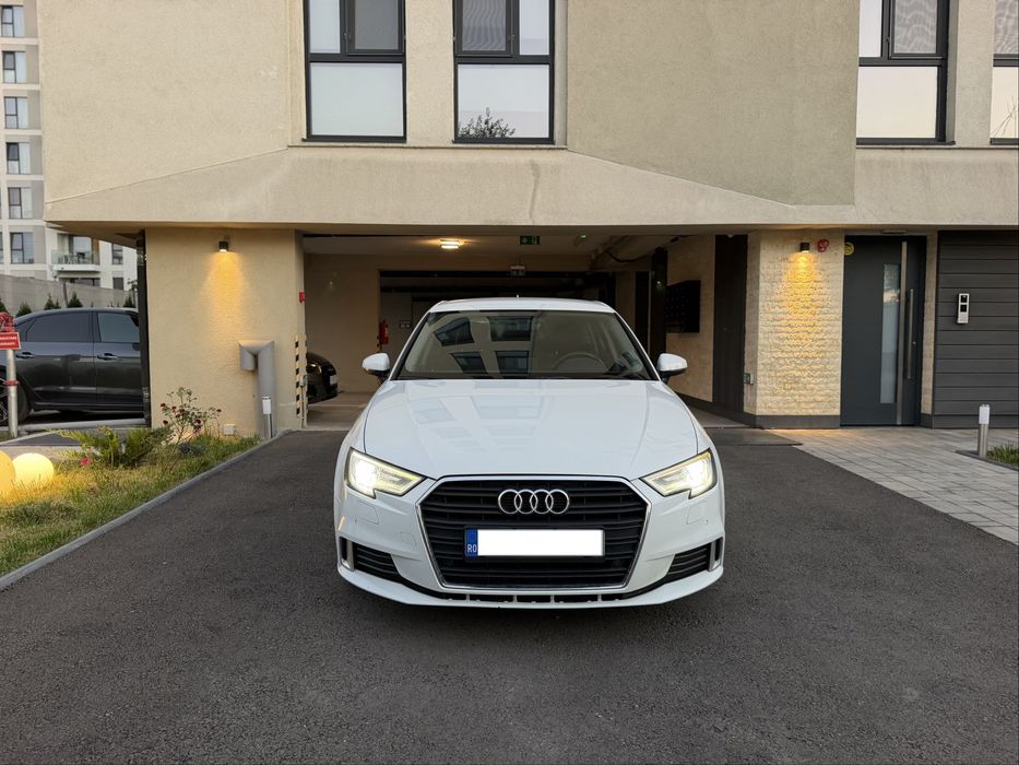 Audi A3 Diesel 1.6 Cutie manuala 6+1 CP115 an  2019 km Reali 170.000 fara Daune